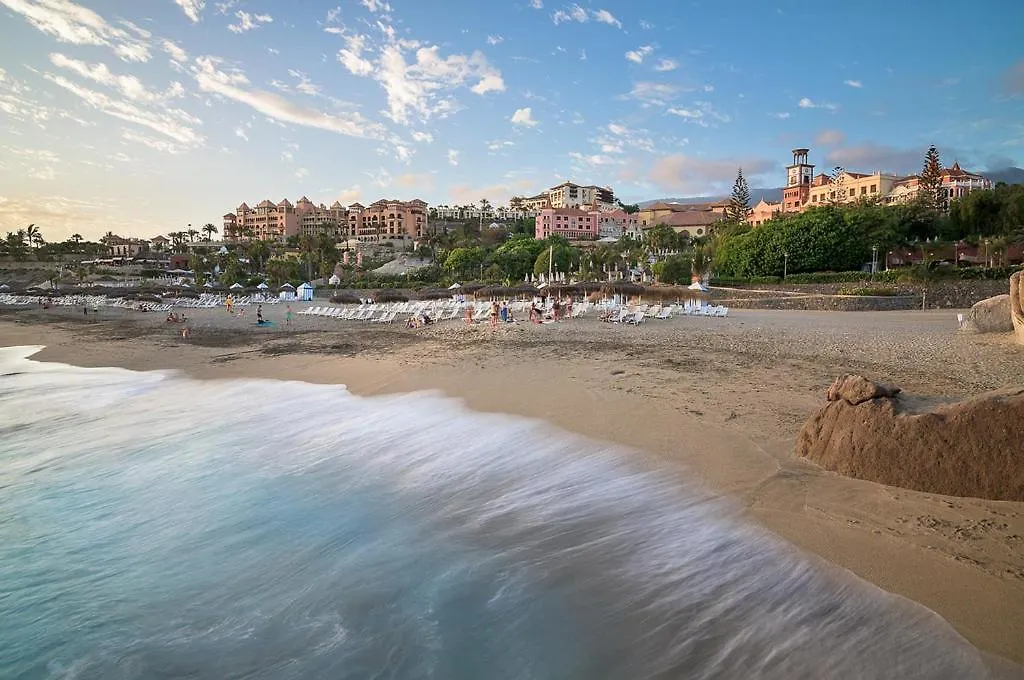 Playa Del Duque-Amazing Views 2 Bedroom Costa Adeje  Apartment