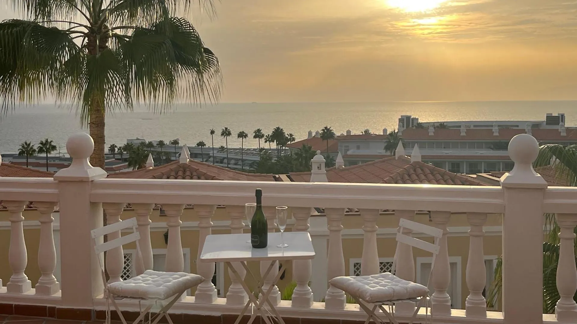 Playa Del Duque-Amazing Views 2 Bedroom Costa Adeje  0*, Costa Adeje (Tenerife)